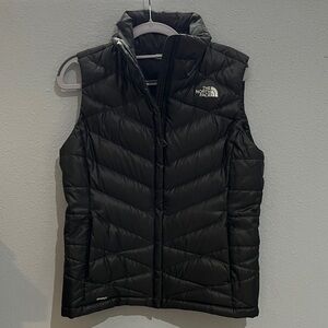 The North Face Quilted Black Vest Size Small
